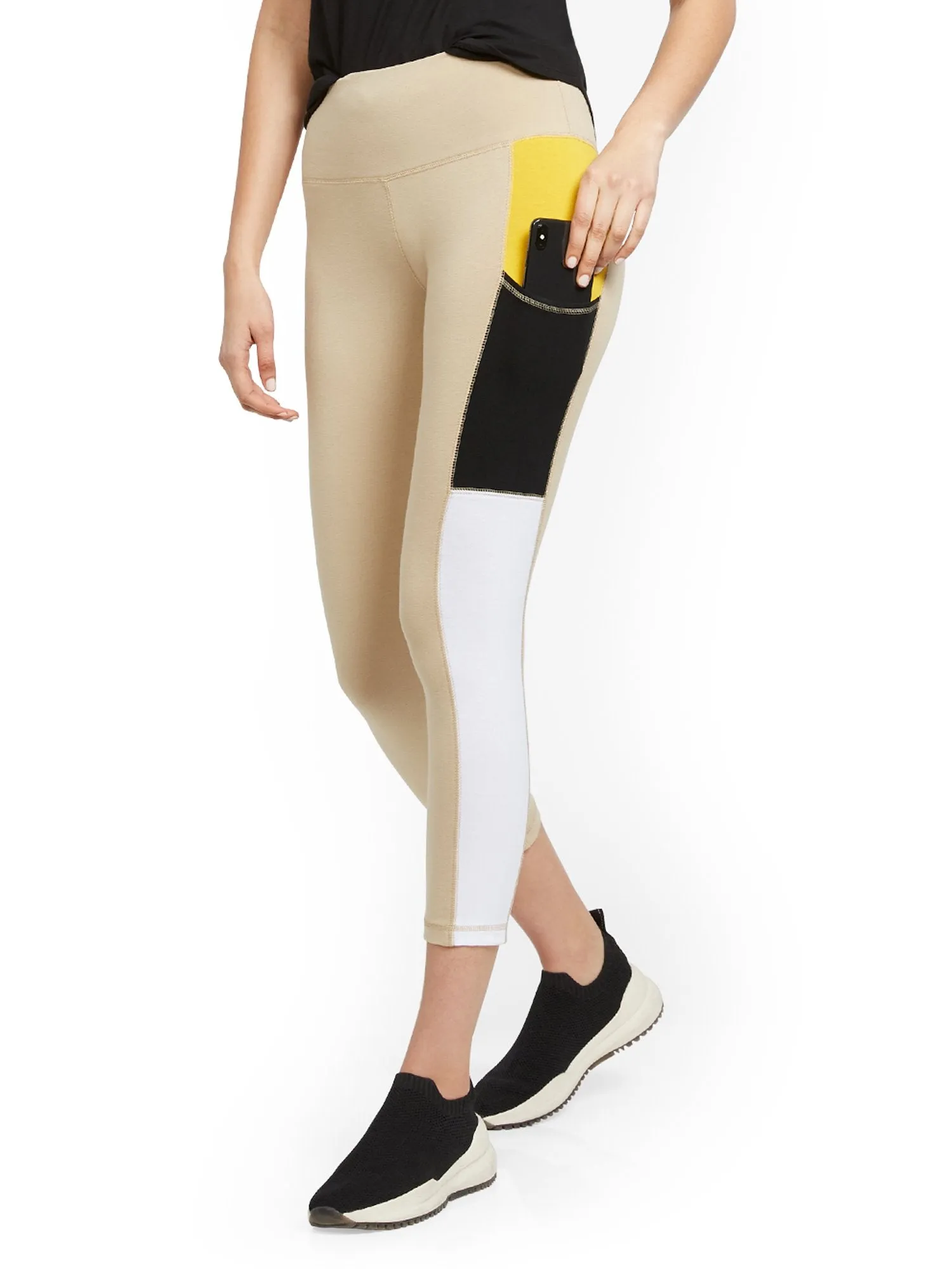 Colorblock High-Waisted Capri Pocket Legging