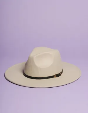 Felt hat with strap