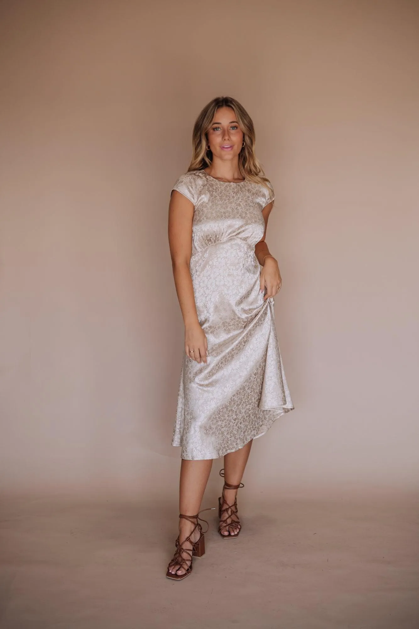 Indie Midi Dress in Gold