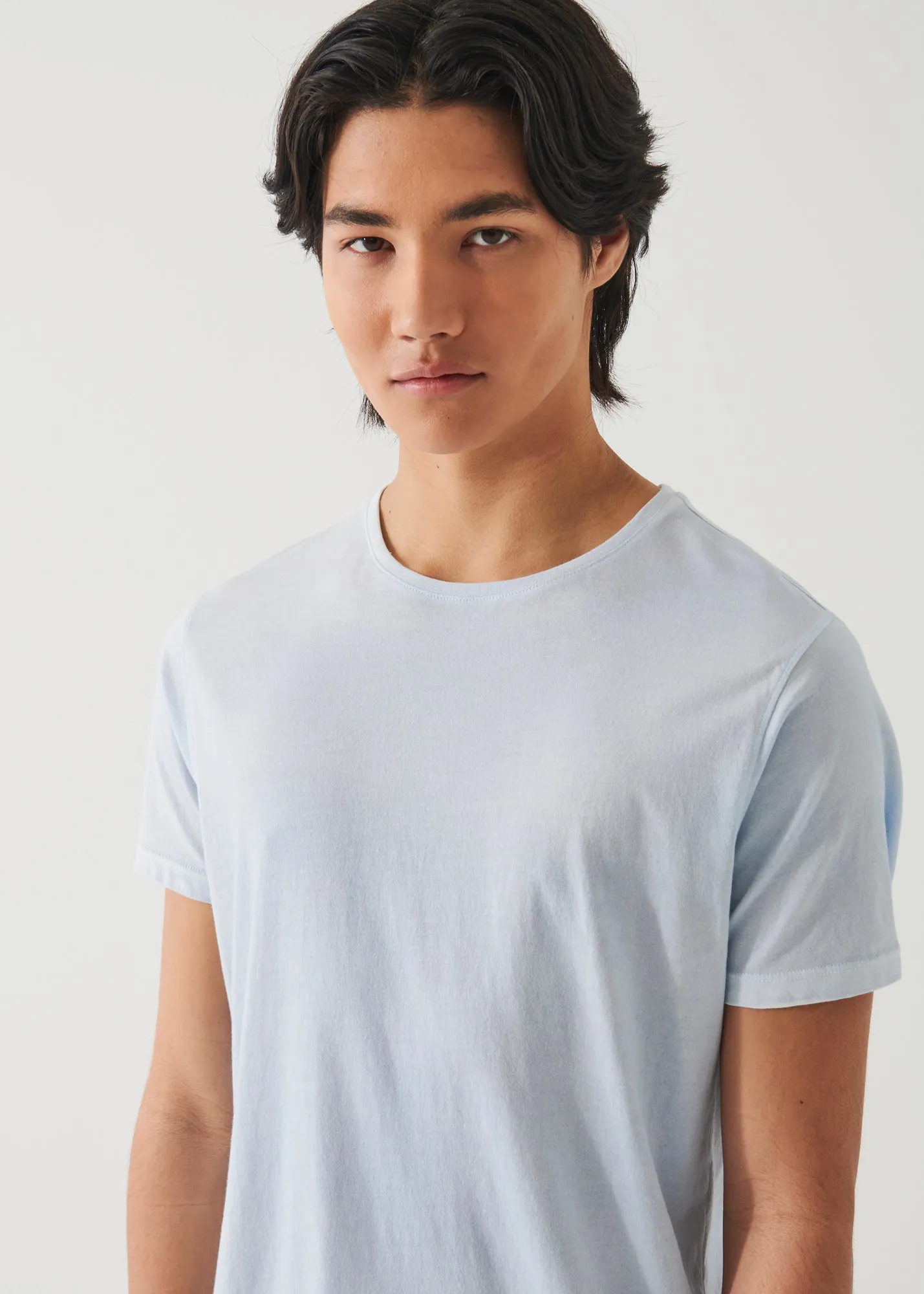 LIGHTWEIGHT PIMA COTTON SPRAY WASH T-SHIRT