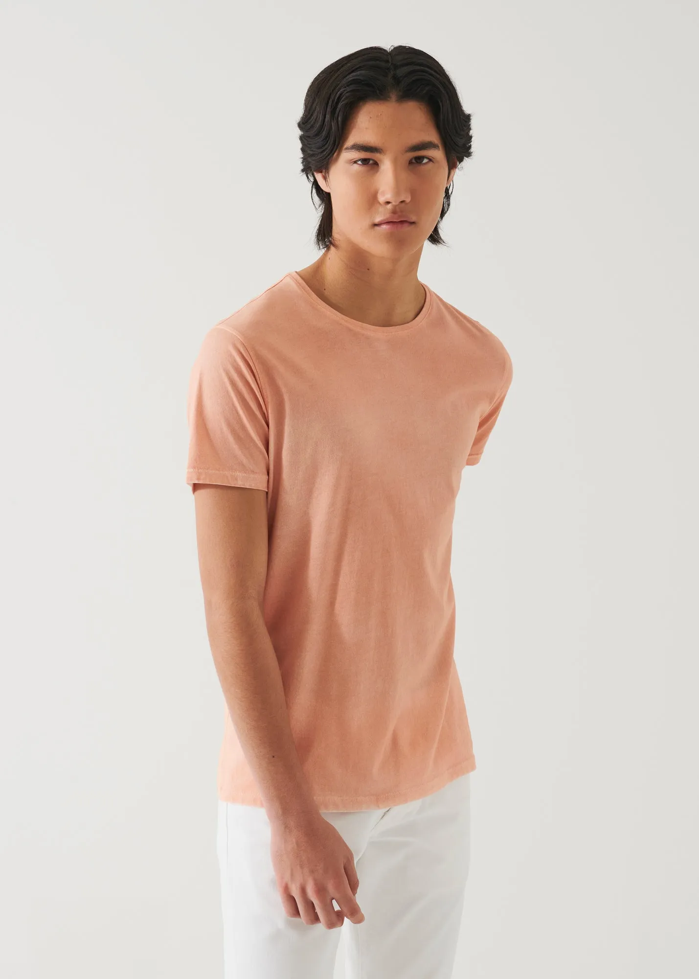 LIGHTWEIGHT PIMA COTTON SPRAY WASH T-SHIRT